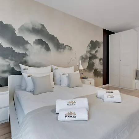 Apartment Aura Island Riverside By Downtown *