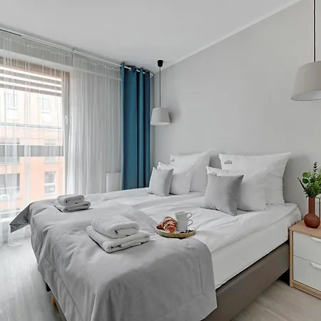 Aura Island Riverside By Downtown