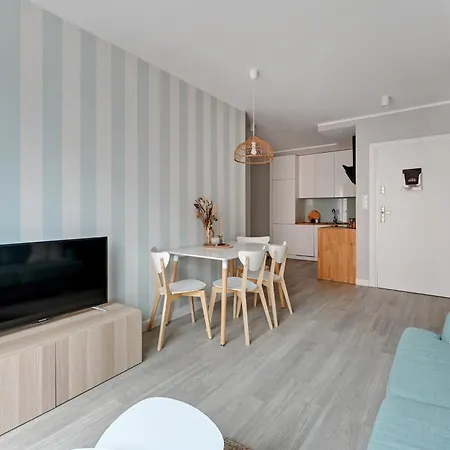 Aura Island Riverside By Downtown Danzica