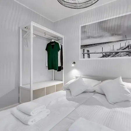 Aura Island Riverside By Downtown