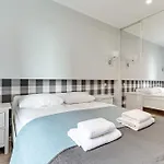 Appartamento Aura Island Riverside By Downtown Danzica