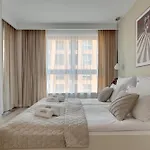 Appartamento Aura Island Riverside By Downtown Danzica